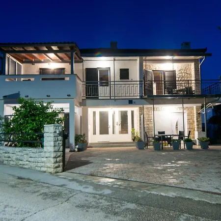 Jasna 1 * Novigrad Istria